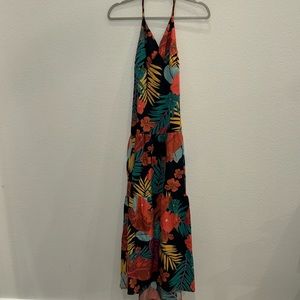 Women’s Floral maxi dress size medium